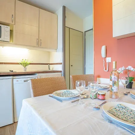 Le Village - C3 217 By Interhome Saint-Raphaël