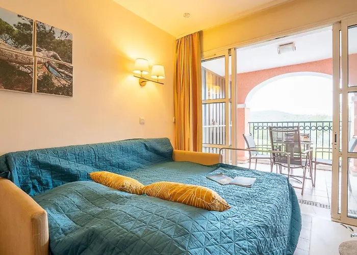 Appartamento Le Village - C3 217 By Interhome Saint-Raphaël